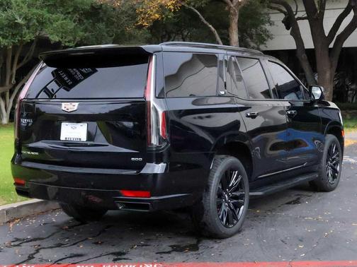 2023 Cadillac Escalade Sport