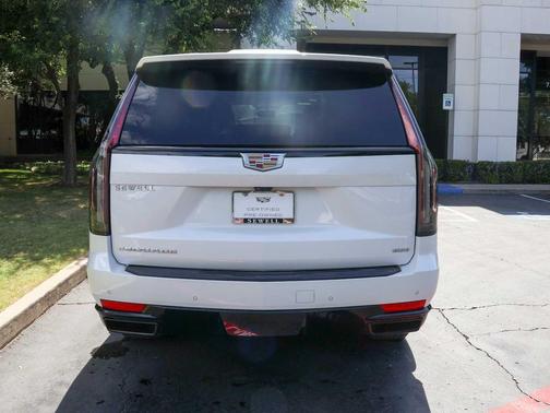 2023 Cadillac Escalade ESV Sport Platinum