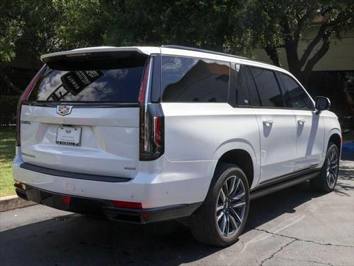 2023 Cadillac Escalade ESV Sport Platinum
