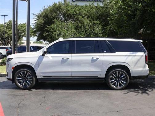 2023 Cadillac Escalade ESV Sport Platinum