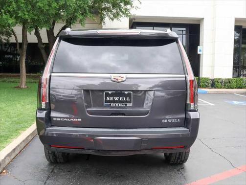2018 Cadillac Escalade Platinum