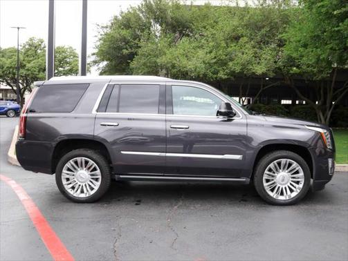 2018 Cadillac Escalade Platinum