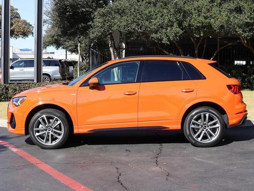 2025 Audi Q3 Premium 45 TFSI S line quattro Tiptronic