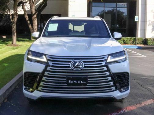 2023 Lexus LX 600 Ultra Luxury