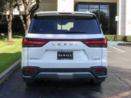 2023 Lexus LX 600 Ultra Luxury