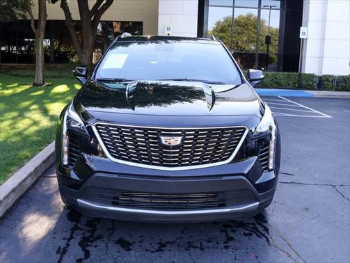 2022 Cadillac XT4 Premium Luxury