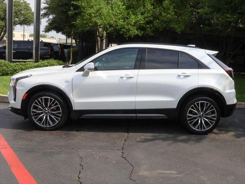 2024 Cadillac XT4 Sport
