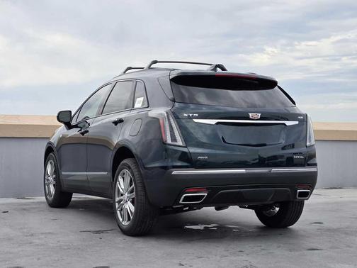 Emerald Lake Metallic 2026 Cadillac XT5 Sport