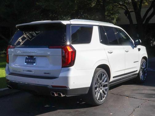 2025 GMC Yukon Denali Ultimate