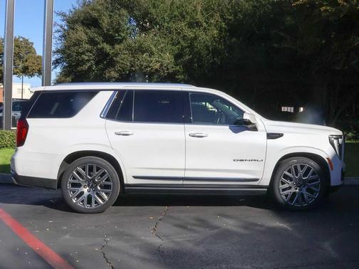2025 GMC Yukon Denali Ultimate