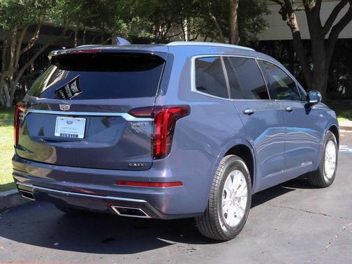 2024 Cadillac XT6 Luxury FWD