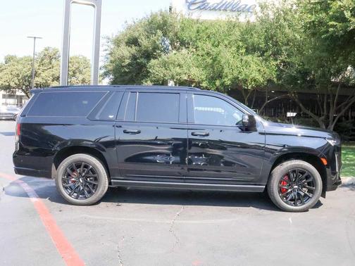 2022 Cadillac Escalade ESV Sport Platinum