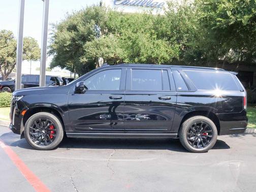 2022 Cadillac Escalade ESV Sport Platinum