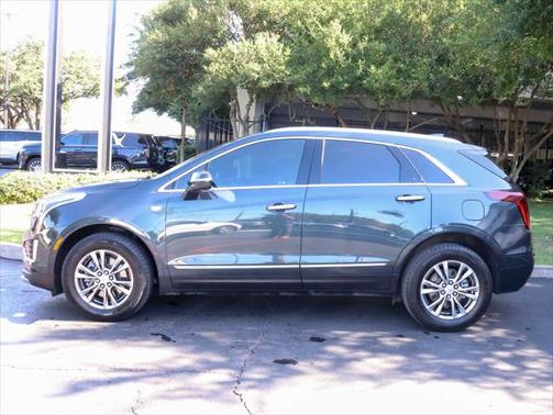 2022 Cadillac XT5 Premium Luxury
