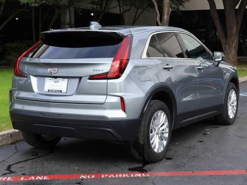 2024 Cadillac XT4 Luxury