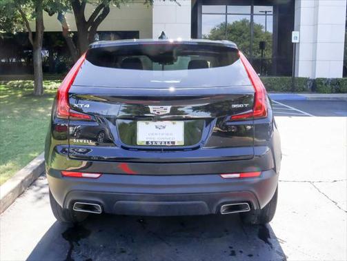 2022 Cadillac XT4 Luxury