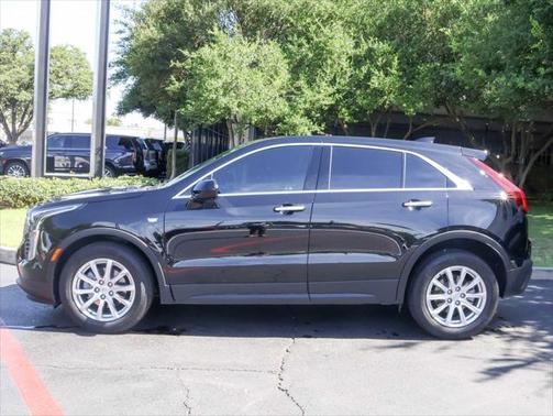 2022 Cadillac XT4 Luxury