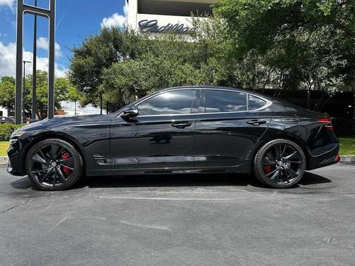 2023 Genesis G70 3.3T RWD