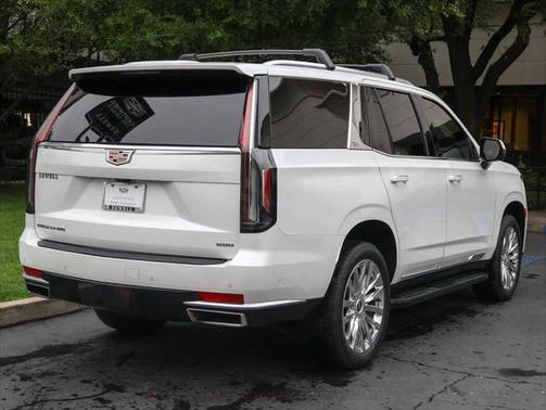 2022 Cadillac Escalade Premium Luxury