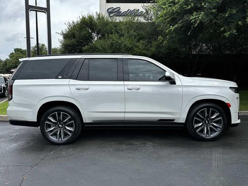 Crystal White Tricoat 2024 Cadillac Escalade Sport