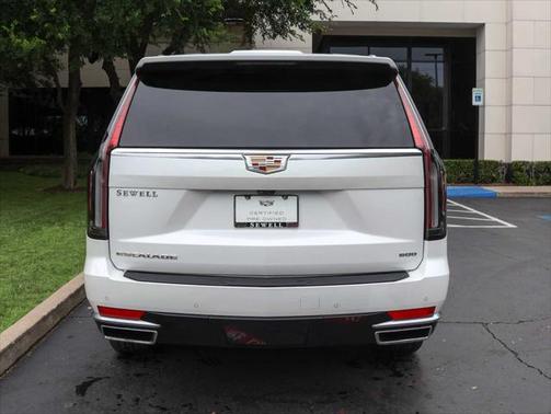 2023 Cadillac Escalade Premium Luxury