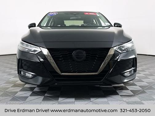 Black 2021 Nissan Sentra SR