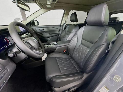 Boulder Gray/Super Black 2026 Nissan Rogue Platinum
