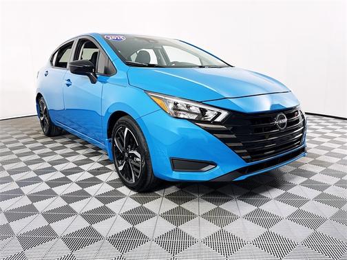 2025 Nissan Versa 1.6 SR