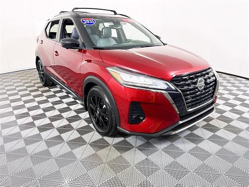 2021 Nissan Kicks SR