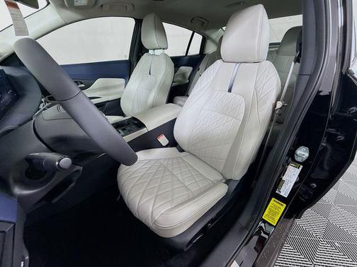 Super Black 2026 Nissan Sentra SL