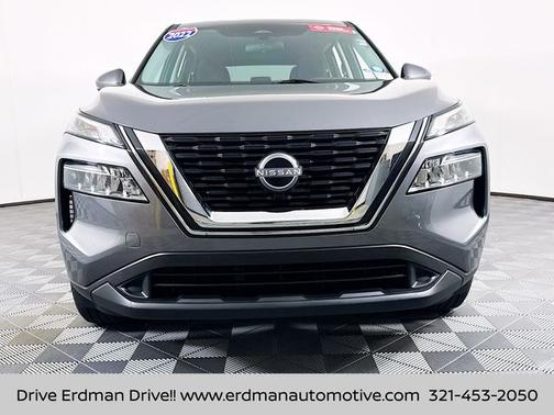 Gun Metallic 2022 Nissan Rogue SV