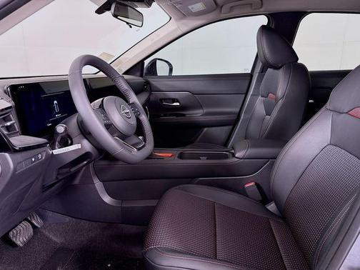 Gun Metallic 2026 Nissan Kicks SR