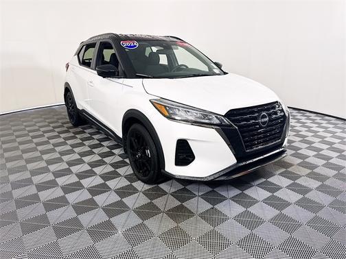 2024 Nissan Kicks SR