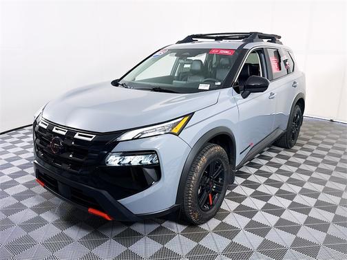 2025 Nissan Rogue Rock Creek