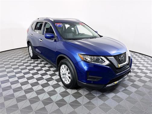 2020 Nissan Rogue SV