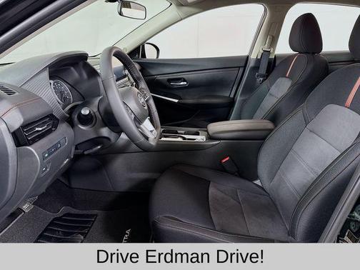Super Black 2025 Nissan Sentra SR