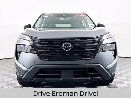 Gun Metallic 2026 Nissan Rogue DA