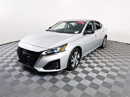 2025 Nissan Altima S