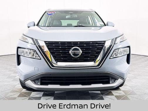 Boulder Gray Pearl 2021 Nissan Rogue SL