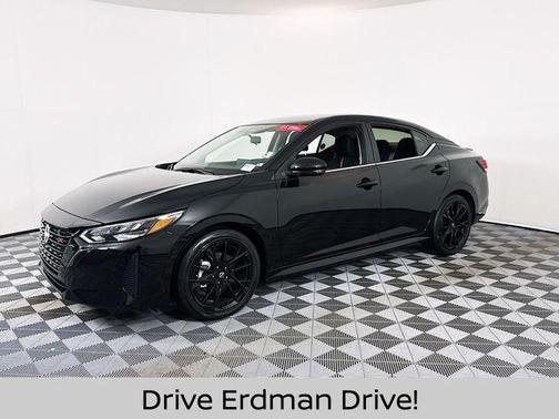 Super Black 2025 Nissan Sentra SR