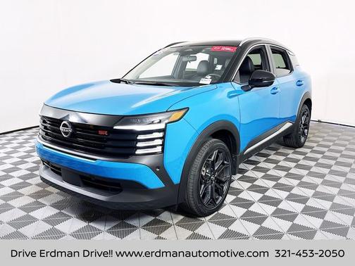 2025 Nissan Kicks SR