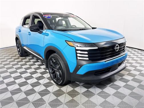 2025 Nissan Kicks SR