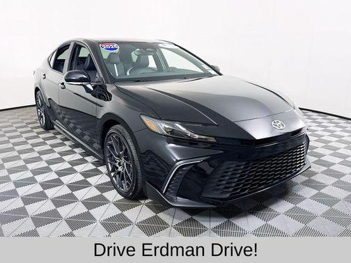 Midnight Black Metallic 2025 Toyota Camry SE