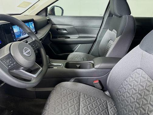 Gun Metallic 2026 Nissan Kicks SV