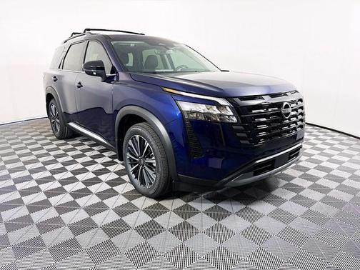 Deep Ocean Blue Pearl 2026 Nissan Pathfinder Platinum