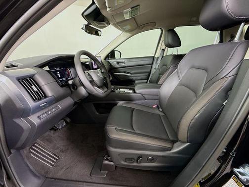 Super Black 2026 Nissan Pathfinder SL