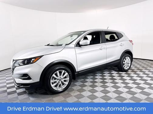2022 Nissan Rogue Sport S