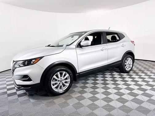 2022 Nissan Rogue Sport S