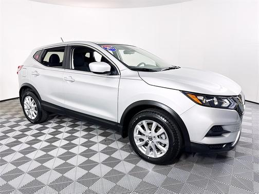 2022 Nissan Rogue Sport S