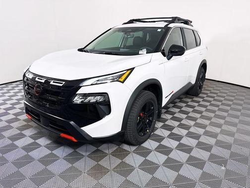 Everest White Pearl Tricoat 2026 Nissan Rogue Rock Creek